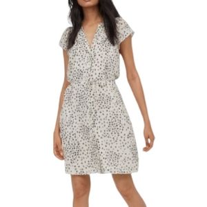NWT H&M Ivory Flutter Sleeve Dress Black Floral Print - Size 8